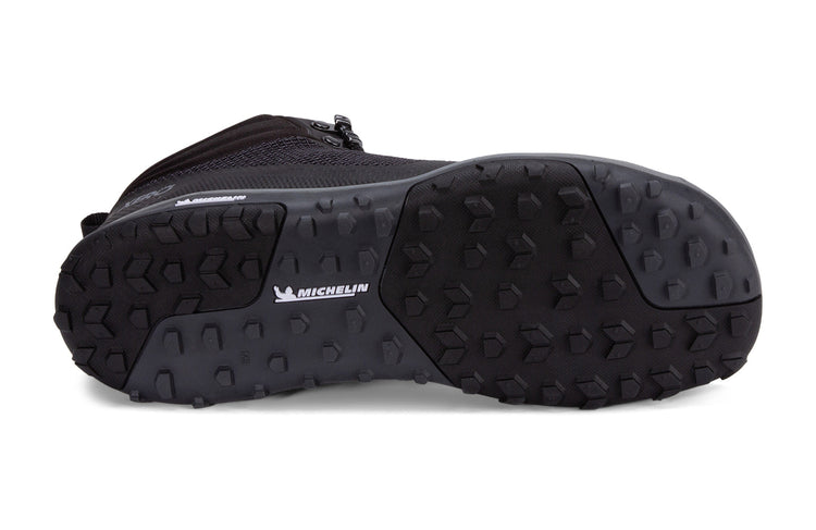 SCM-BLK_Scrambler-Mid_Black_Sole_01757_WEB-1