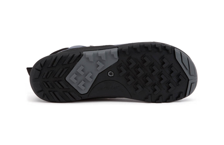XFW-GBL_Xcursion-Fusion_Grisaille-Black_Sole_794_WEB