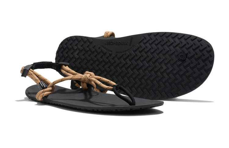 GEN-SAND-M_Genesis_Sand_Marketing-Pair_4938_WEB