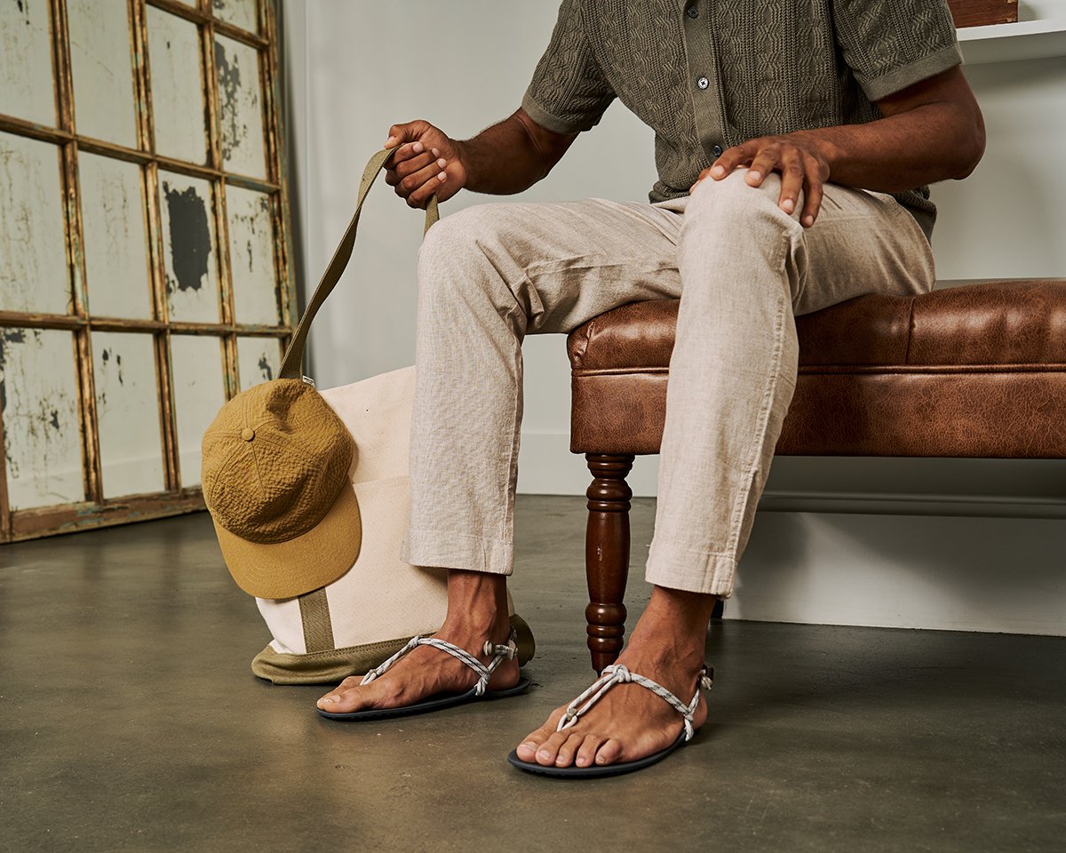 GEN_STNE-M_Genesis_Stone_Denver-Studio_6711