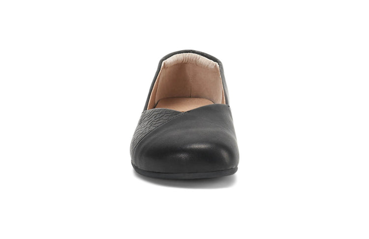 PHX-LBLK_Phoenix-Leather_Black_Front_2160_WEB