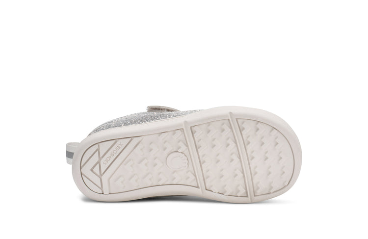 PROC-SVGT_Prio_Silver-Glitter_Bottom_2127_WEB